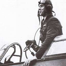 Edgar James 'Cobber' Kain.